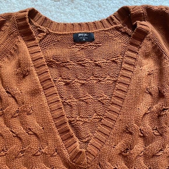 Nasty Gal Oversized V-Neck Sweater - Picture 5 of 6